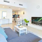 Scenic High Floor 1Br At Ocean Heights, Dubai Marina By Maxx Value Homes
